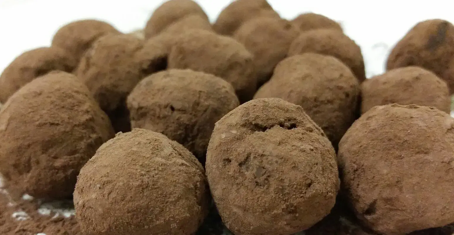 טראפלס שוקולד עשירים במילוי ליקר משובח