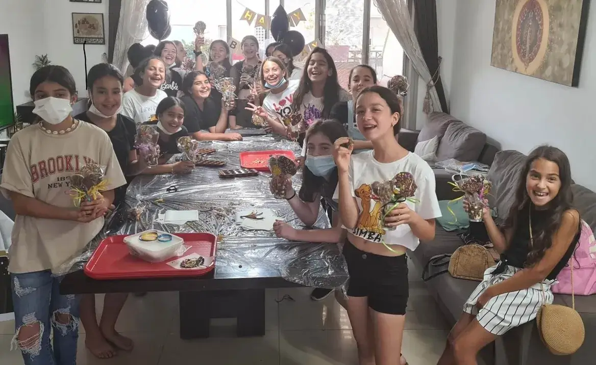 קבלת פנים מתוקה - כל אחד מקבל מקום משלו