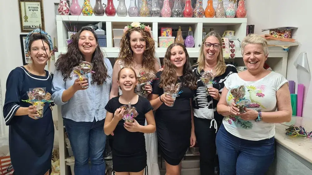 סדנת שוקולד בעינביז שוקולד - הנאה ושיתוף פעולה