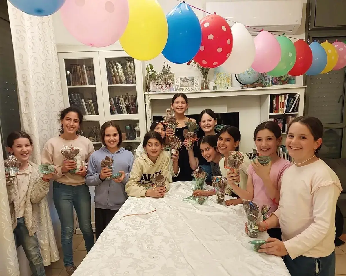 סדנת שוקולד בעינביז שוקולד - טקס טעימות - איזה שוקולד הכי טעים?