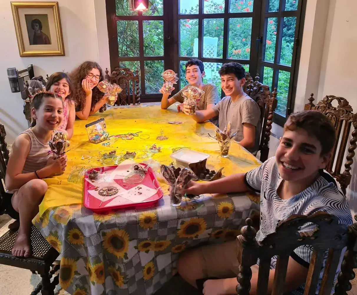 סדנת שוקולד בעינביז שוקולד - חגיגת יום הולדת בשוקולד - מתוק יותר מכל עוגה!