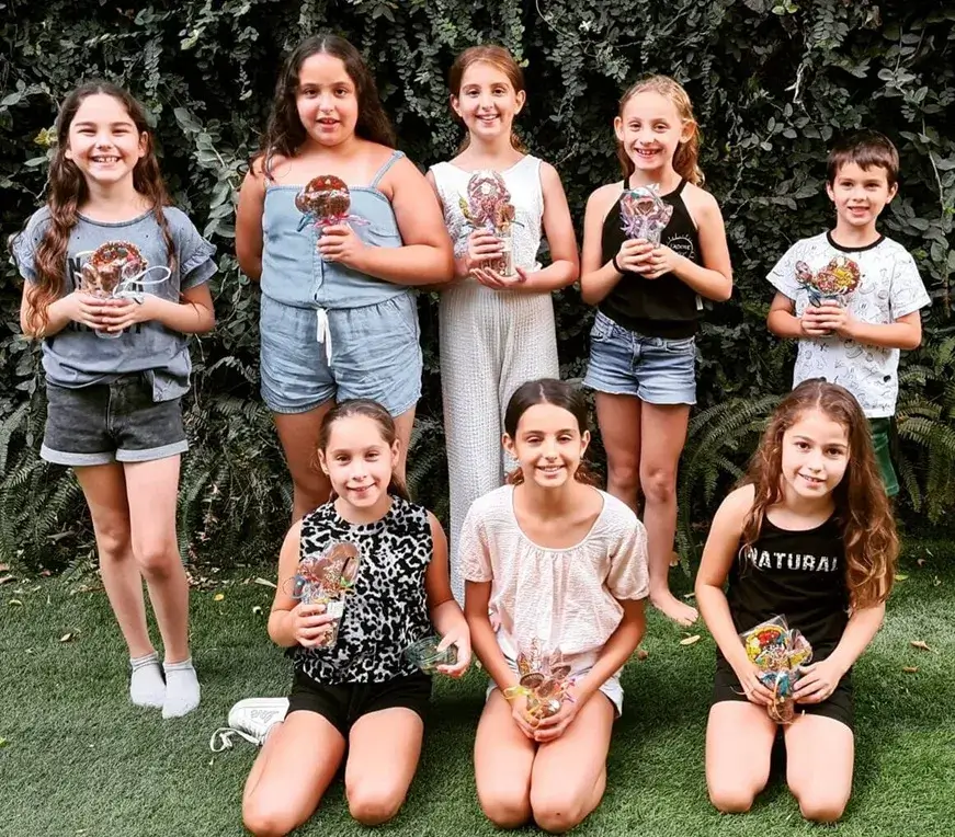 סדנת שוקולד בעינביז שוקולד - פעילויות מתוקות לכל גיל