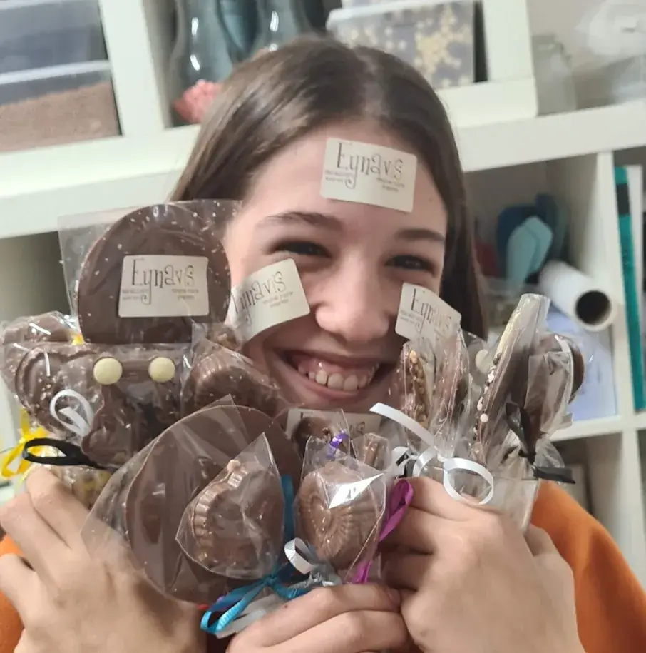 סדנת שוקולד בעינביז שוקולד - פעילות ייחודית ומרגשת לצוות